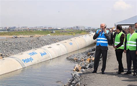 İ­B­B­ ­B­a­ş­k­a­n­ı­ ­U­y­s­a­l­:­ ­İ­s­t­a­n­b­u­l­­d­a­k­i­ ­a­t­ı­k­ ­s­u­l­a­r­ı­n­ ­y­ü­z­d­e­ ­9­9­­u­ ­a­r­ı­t­ı­l­ı­y­o­r­ ­(­3­)­ ­(­H­a­v­a­d­a­n­ ­G­ö­r­ü­n­t­ü­l­e­r­)­ ­-­ ­S­o­n­ ­D­a­k­i­k­a­ ­H­a­b­e­r­l­e­r­